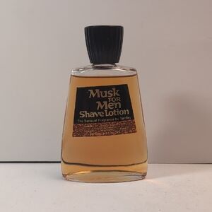 Vintage Musk for Men Shave Lotion by Yardley 3.5 oz
